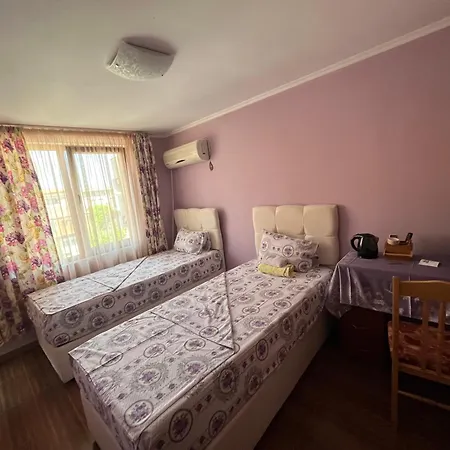 Daniel Vendégház Neszebar