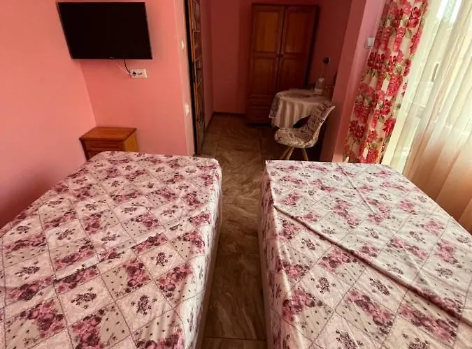 ゲストハウス Daniel *